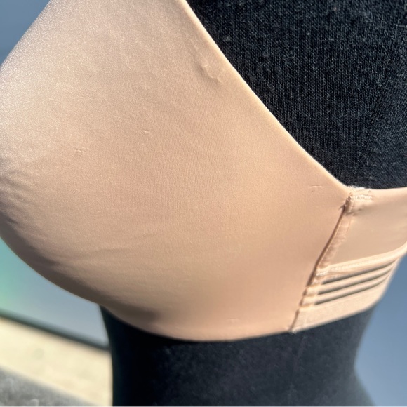 Le Mystere Second Skin Wireless Bra in Nude, 32D - Picture 16 of 16